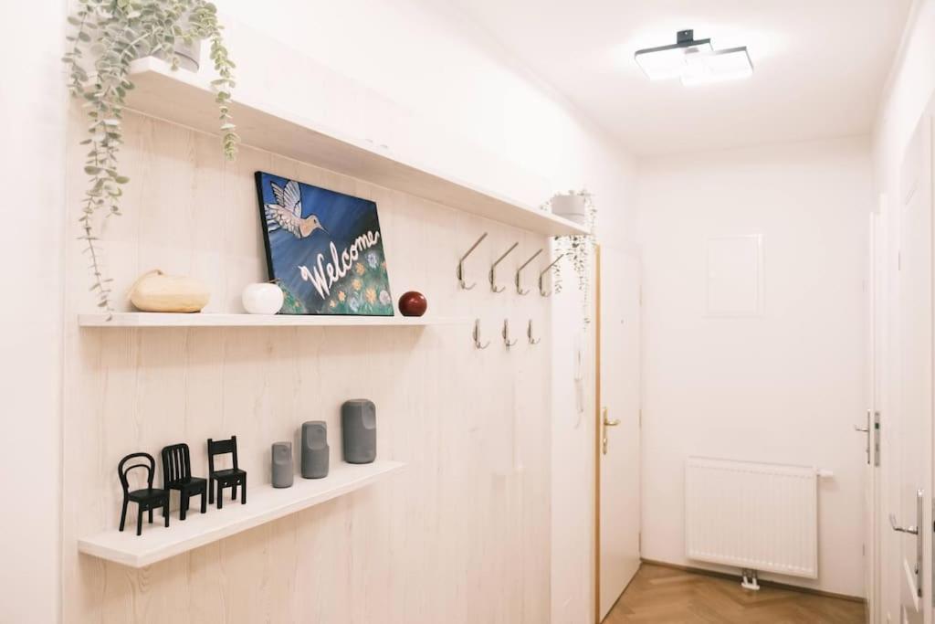 Pink Prater Apartment Wina Bagian luar foto
